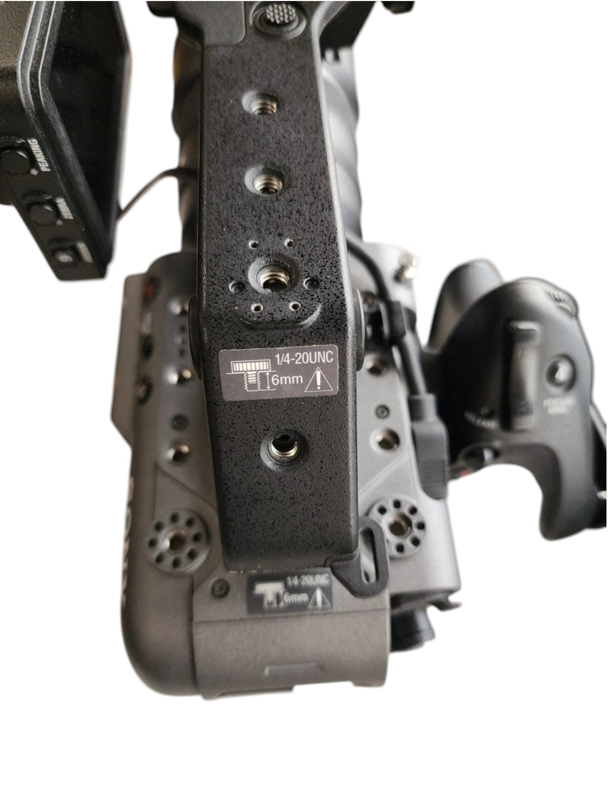 Cymer Sony FX6 cinema camera top handle view showing mounting points and 1/4-20UNC screw specifications